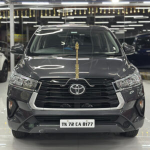 INNOVA CRYSTA 2.4 G (TN 72 CA 8177)