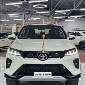 TOYOTA FORTUNER 2WD(6900)