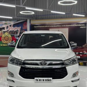 TOYOTA INNOVA CRYSTA 2.4 V (6565)