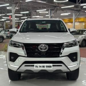 TOYOTA FORTUNER SIGMA4(5900)