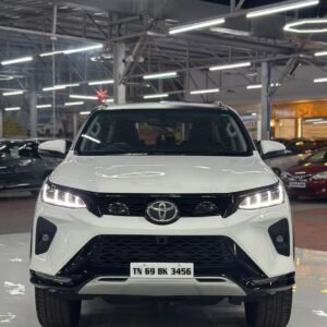 TOYOTA FORTUNER (3456)
